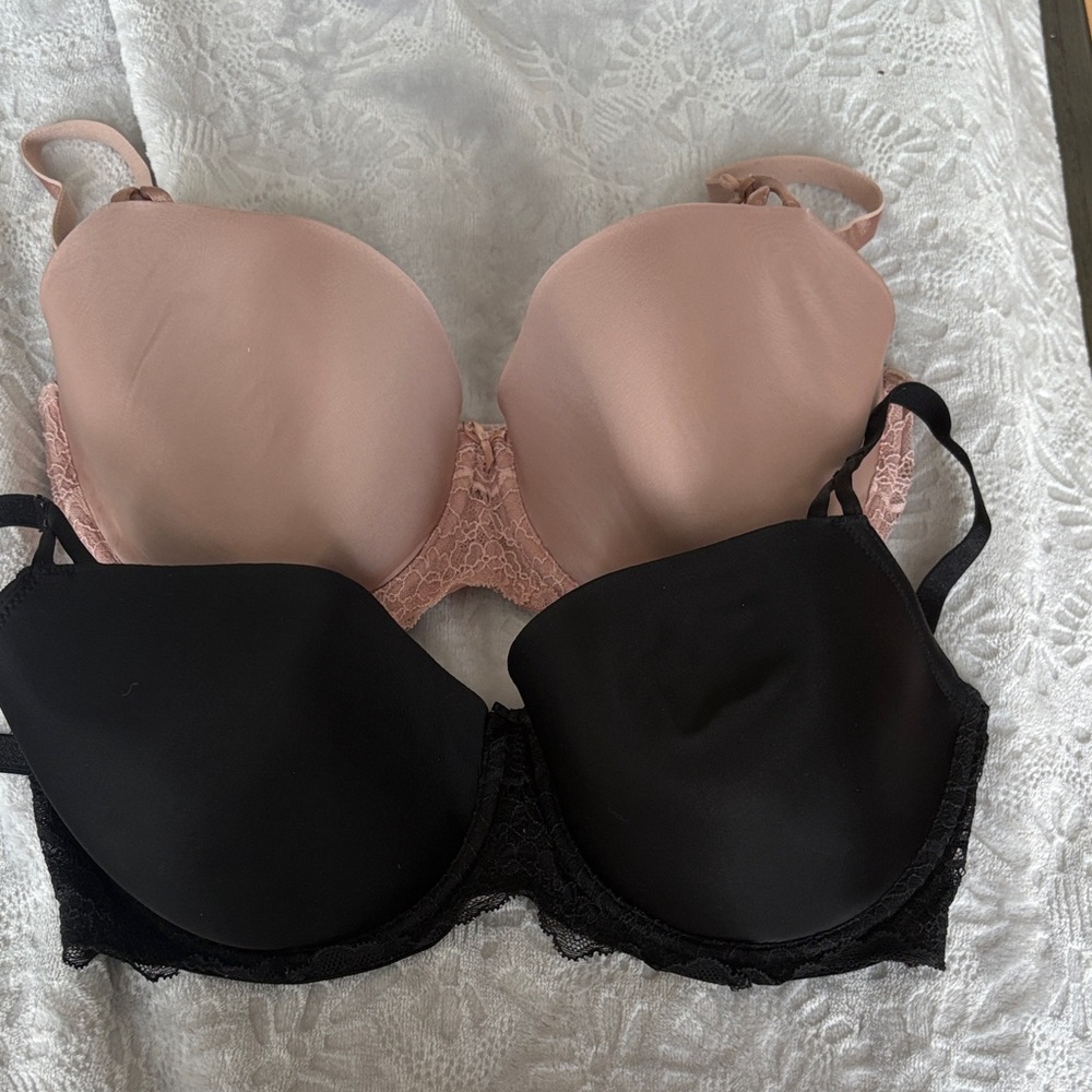 Elegant Women's Lace Trim Bras - Nude and Black